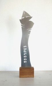 tijdloos-·-14x55-aluminium-·-sokkel-hout-6cm-hoog-·-E-165-